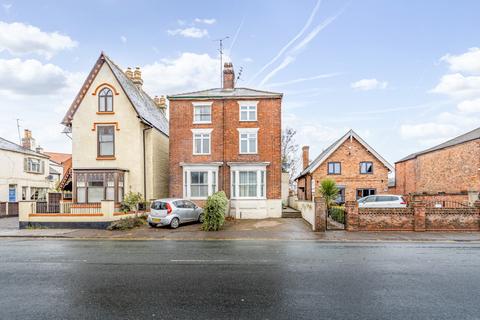 4 bedroom semi-detached house for sale - Spilsby Road, Boston
