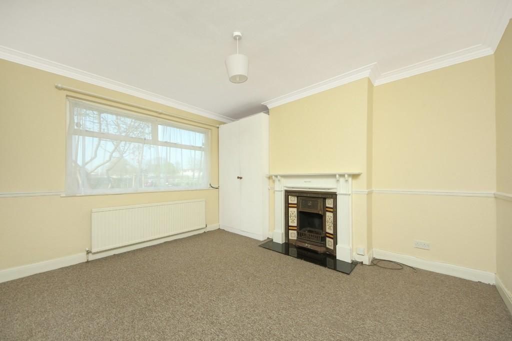 Noel Road, W3 3 bed semidetached house £775,000