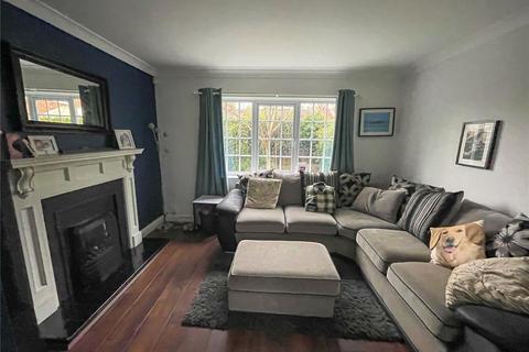 6 Bradley Road, Grimsby, DN33 1QW