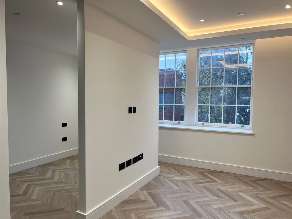 Bedroom/Living Area