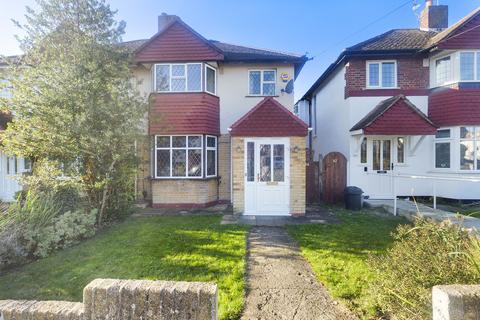 94 Pine Gardens, Ruislip, HA4 9TH