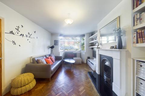 94 Pine Gardens, Ruislip, HA4 9TH