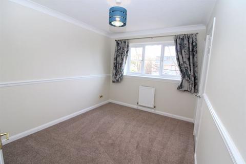 2 bedroom terraced house to rent, St. Marys Road, Tonbridge