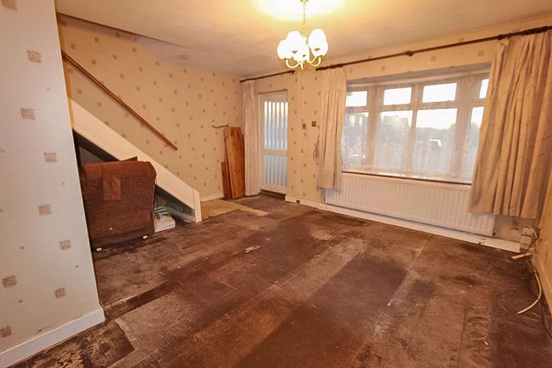Dursley Close, Willenhall 3 bed detached house £175,000