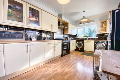 48 Acland Road, Bridgend, CF31 1TF