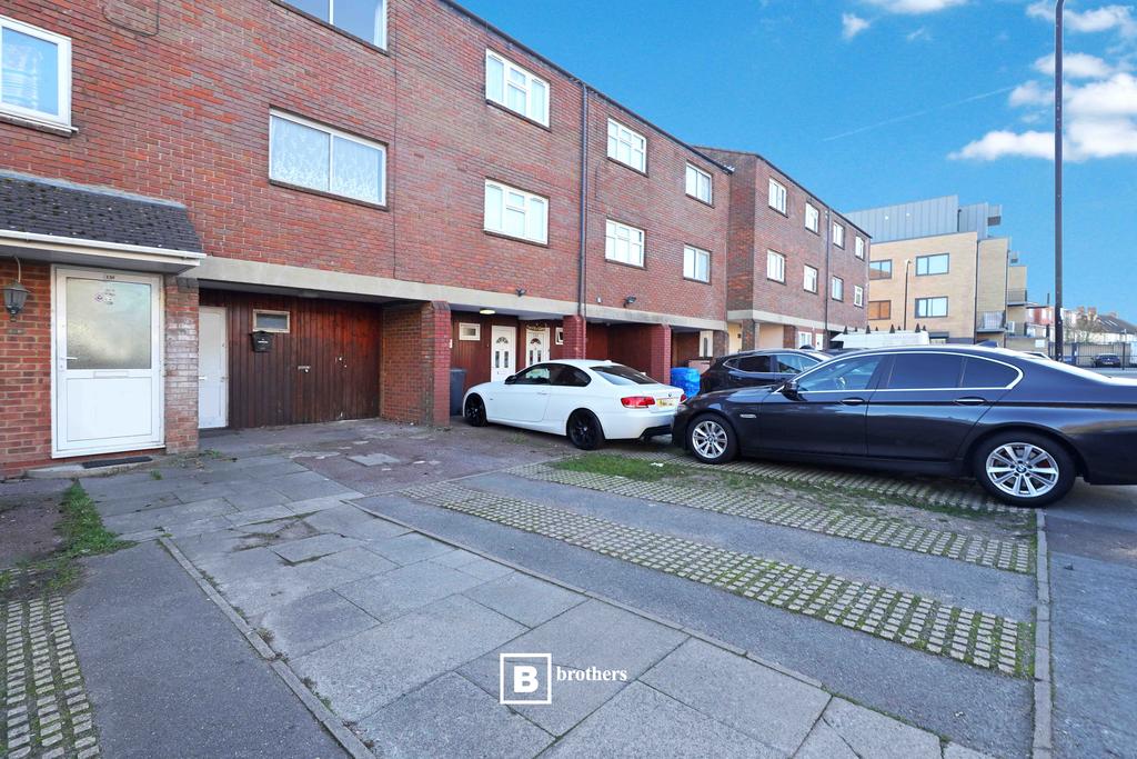Western Road, Southall UB2 3 bed terraced house £425,000