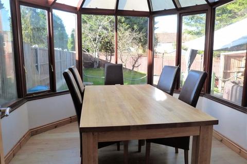 26 Dakyn Road, Leicester, LE5 2ED
