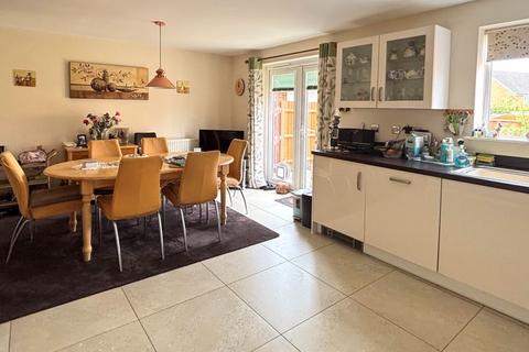 4 bedroom detached house for sale, Spinners Road, Brockworth, Gloucester