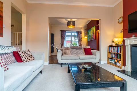14 Beda Road, Cardiff, CF5 1LW