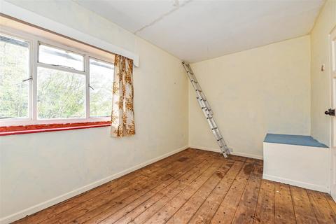 1 Marshall Close, Barnham, Bognor Regis, PO22 0DQ