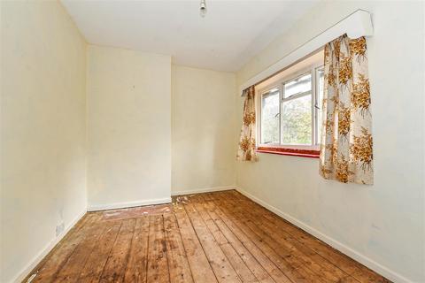 1 Marshall Close, Barnham, Bognor Regis, PO22 0DQ