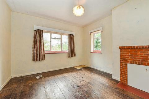 1 Marshall Close, Barnham, Bognor Regis, PO22 0DQ