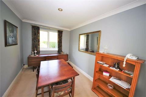3 bedroom detached bungalow for sale - Durham Road, East Herrington, Sunderland, SR3