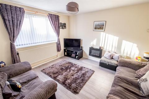 1 Green End, Brighouse, HD6 1JF