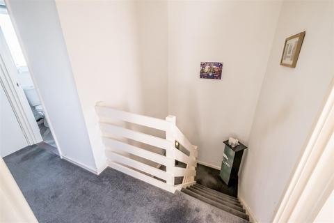 1 Green End, Brighouse, HD6 1JF