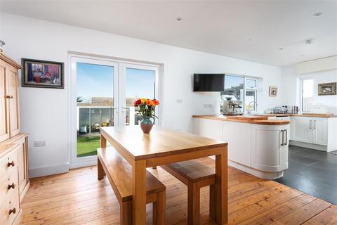 Jackdaws Dobbin Lane, Trevone, Padstow, PL28 8QP