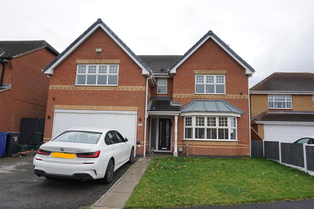 Kingfisher Road, AdwickLeStreet, Doncaster 4 bed detached house £