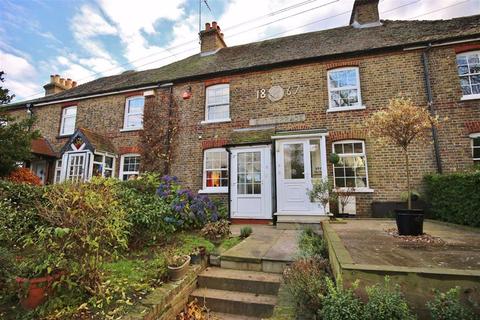 5 Kent Terrace, Meopham, Gravesend, DA13 0AW