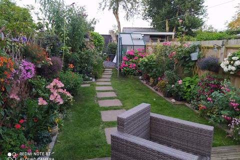 5 Kent Terrace, Meopham, Gravesend, DA13 0AW