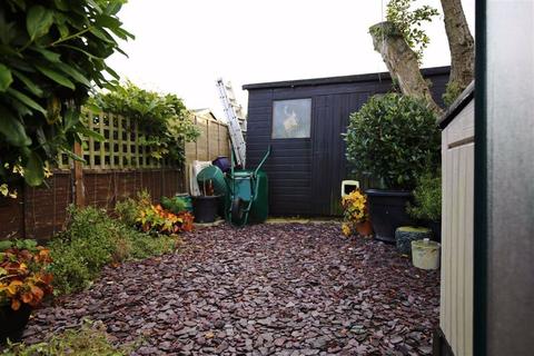 5 Kent Terrace, Meopham, Gravesend, DA13 0AW