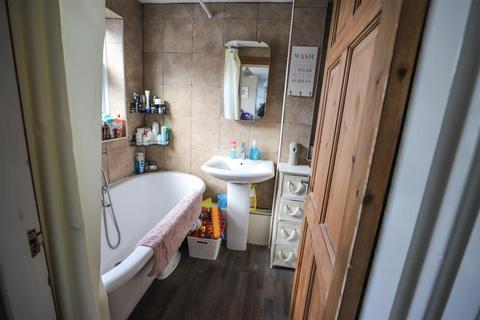 20 Kitchener Terrace, Sunderland, SR2 9RR