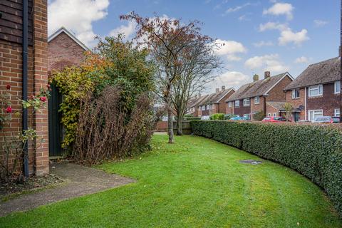 8 Crown Gardens, Canterbury, CT2 8LQ
