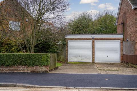 8 Crown Gardens, Canterbury, CT2 8LQ