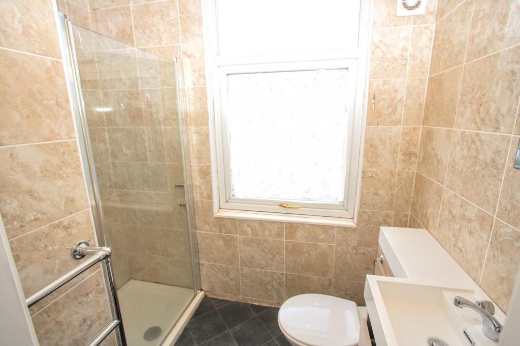 En suite shower room