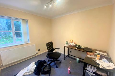 4 Copperbeech Close, Manchester, M22 4WP