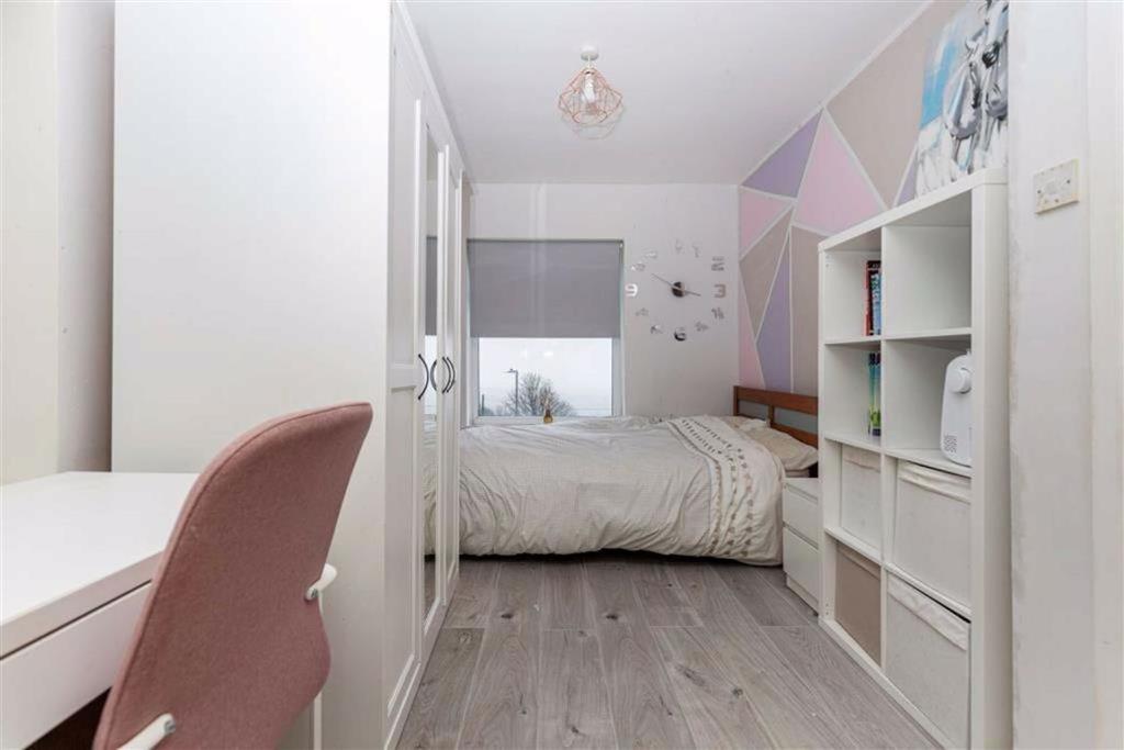 Guest Bedroom 4
