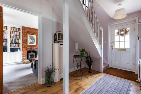 19 Marley Combe Road, Haslemere, GU27 3SN