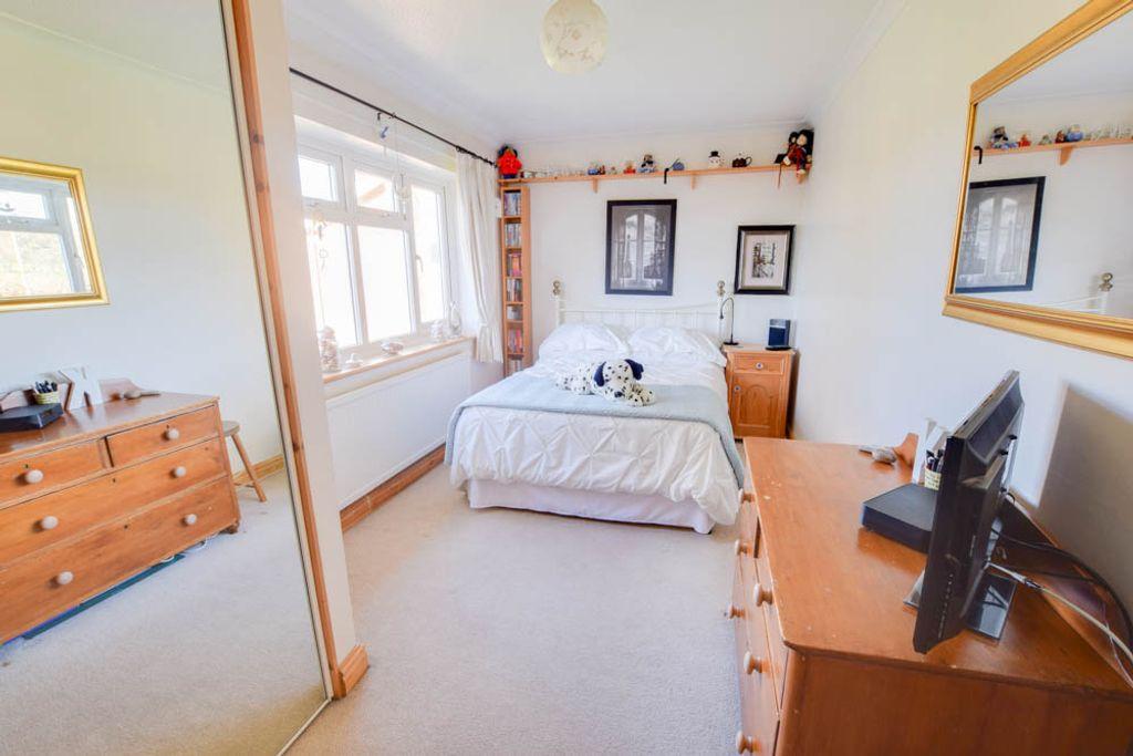 Bedroom 3 (Double)