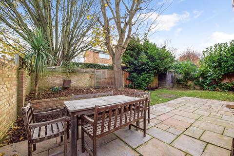 61 Perryfield Way, Richmond, TW10 7SL