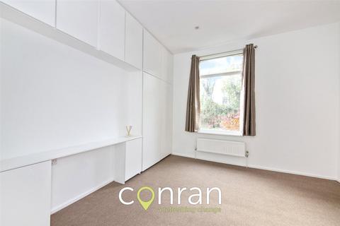 1 bedroom apartment to rent, Bennett Park, Blackheath, SE3