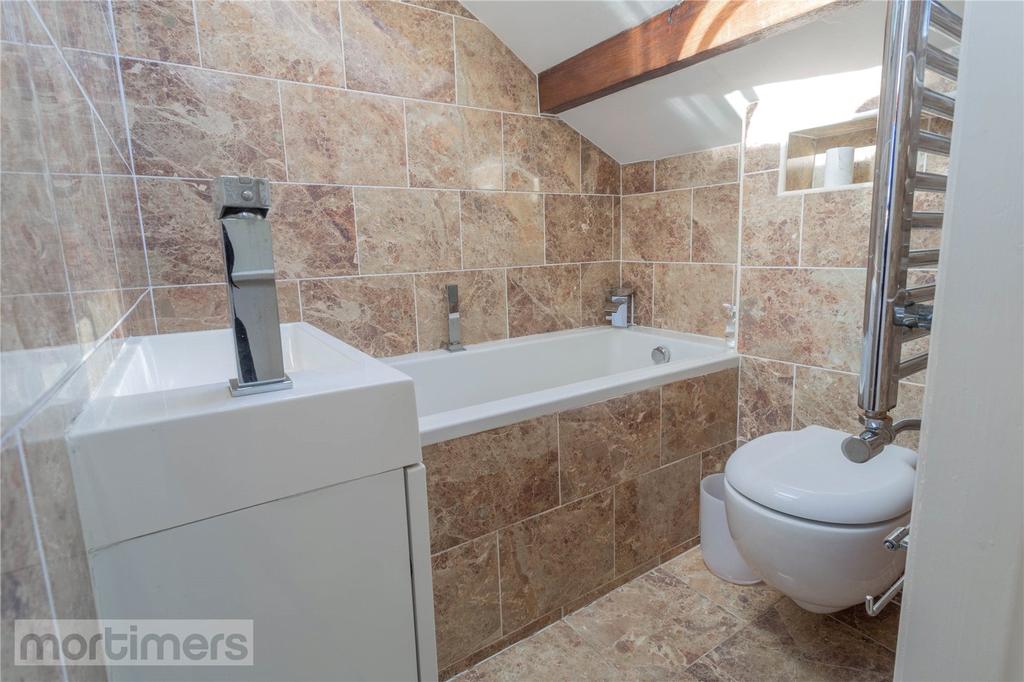 En-Suite Bathroom