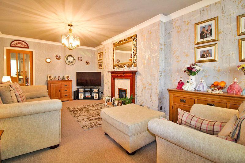 Wood End Road, Wednesfield 3 bed terraced house £175,000