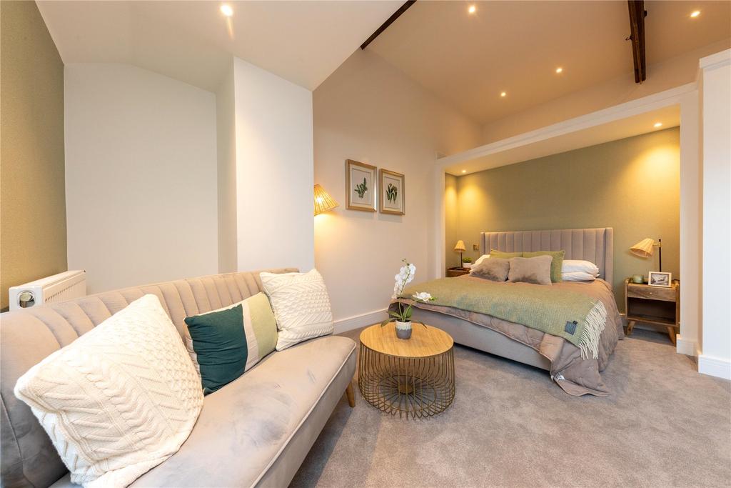 The Old Theatre, Scotland Hill, Sandhurst, Berkshire, GU47 1 bed house