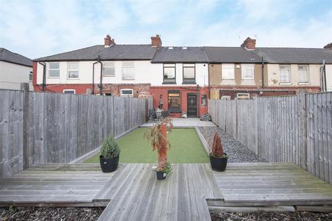 75 Avenue Road, Askern, Doncaster, DN6 0BG