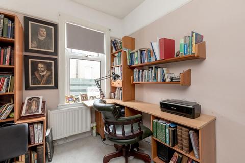 74 Glasgow Road, Edinburgh, EH12 8LW