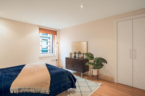 1 bedroom apartment to rent - High Timber Street, London EC4V