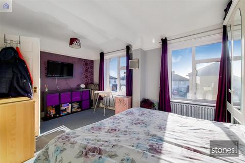 5 Alton Avenue, Stanmore, HA7 3PQ