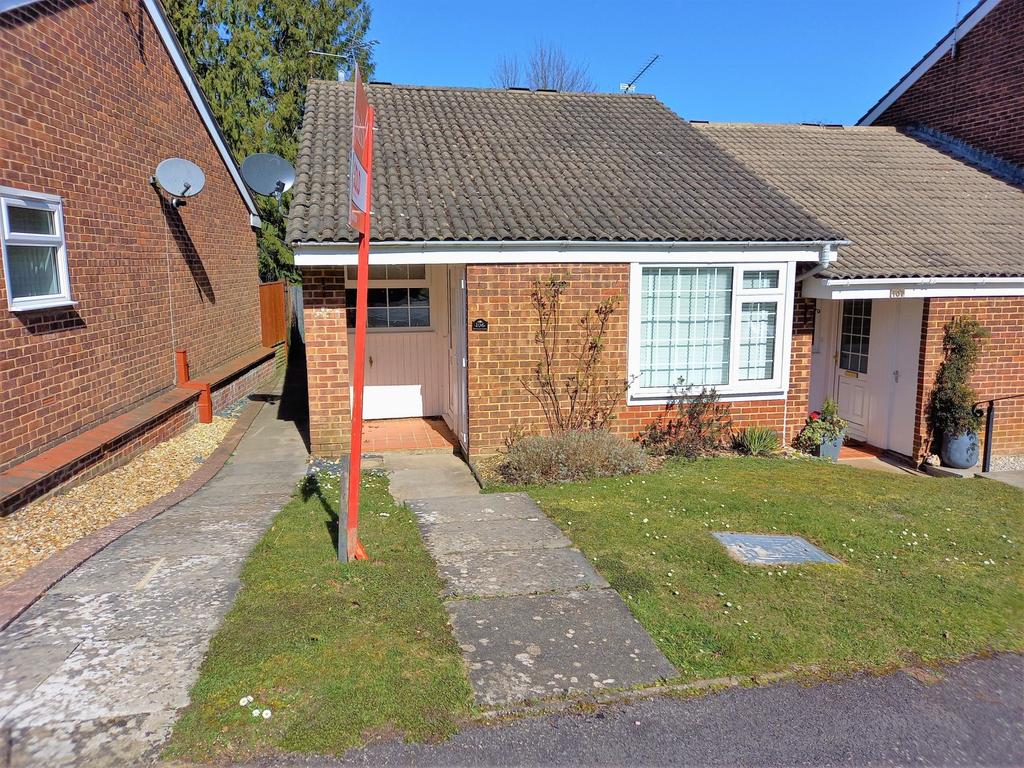 Badger Farm 2 bed bungalow £325,000