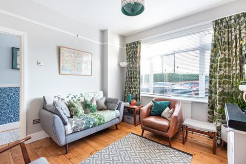 19 Enmore Avenue, London, SE25 5LG