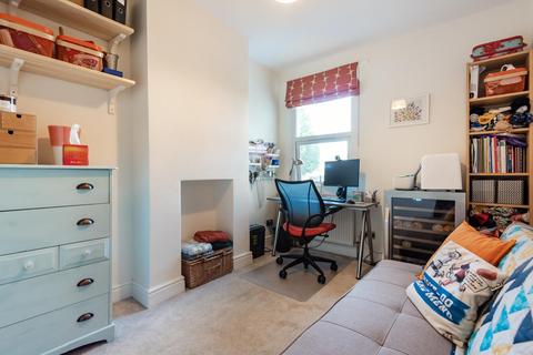 19 Enmore Avenue, London, SE25 5LG
