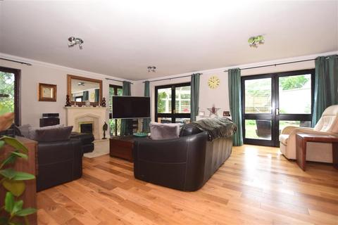5 bedroom detached house for sale - Worcester Grove, Broadstairs, Kent