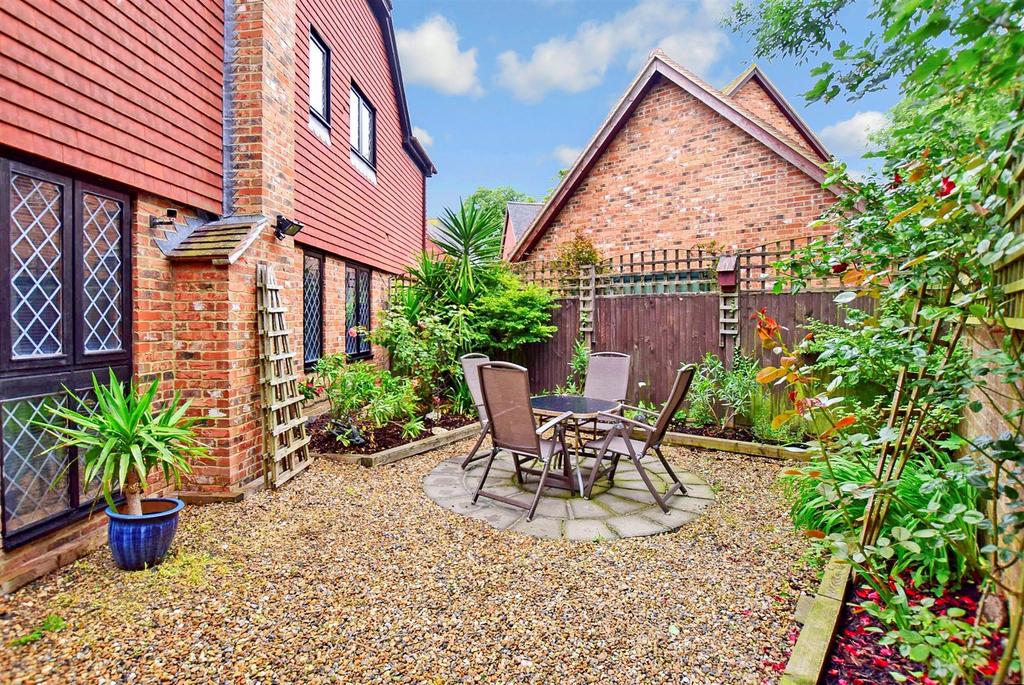 Patio/Decking