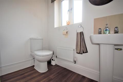 3 bedroom semi-detached house to rent, Legg Road, Shaftesbury - Popular Location - LONG TERM ONLY