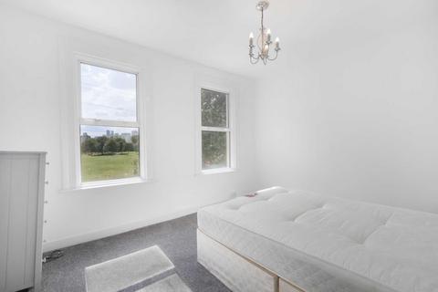 59 Star Lane, London, E16 4RF