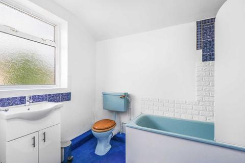 59 Star Lane, London, E16 4RF