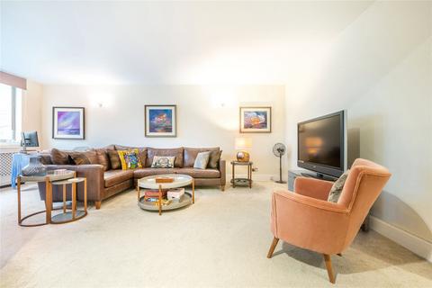 1 bedroom flat for sale, Quadrangle Tower, Cambridge Square, London